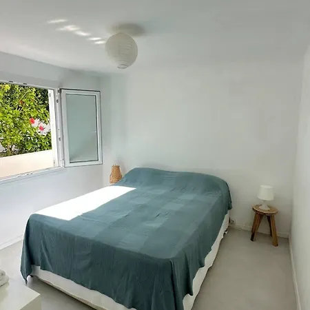 House Close To The Of Punta Prima (Menorca)